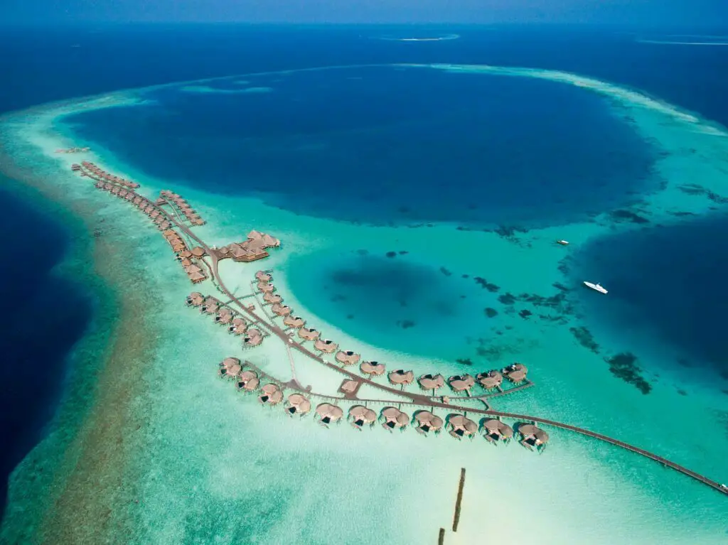 Constance Halaveli Maldives Resort And Spa aerial view, in the North Ari atoll - Source: Divulgation Photo